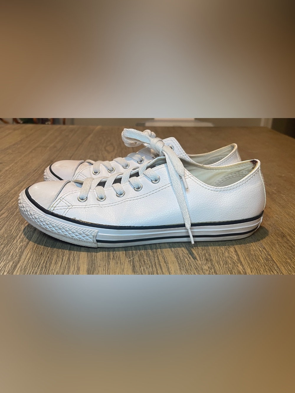 Men’s Converse White Low Top Sneakers with Black Stripe, Size 6